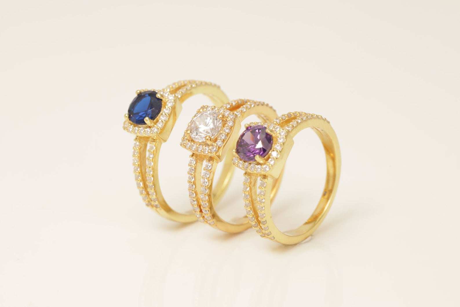 Split Shank Blue Sapphire Engagement Ring, Gemstone Wedding Ring, September Birthstone Ring, Diamond Halo Anniversary Ring, Promise Ring